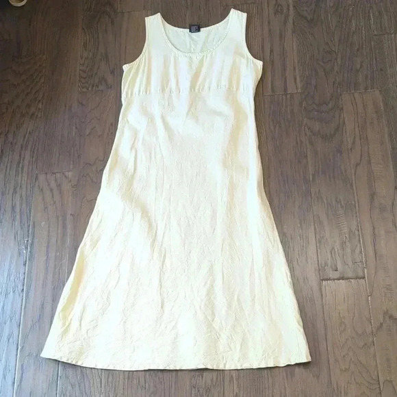 Yellow Hemp  Dress - Picture 4 of 9